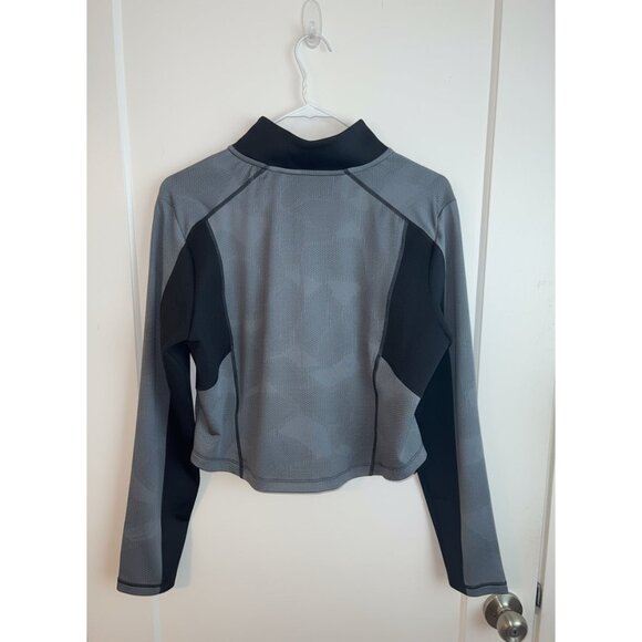 Nike Pro ¾-Zip Mock Neck Crop Pullover - Picture 2 of 2